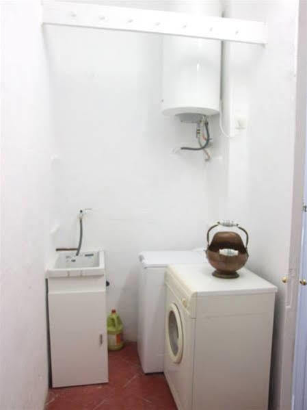 Apartamentos Gold مالقة المظهر الخارجي الصورة