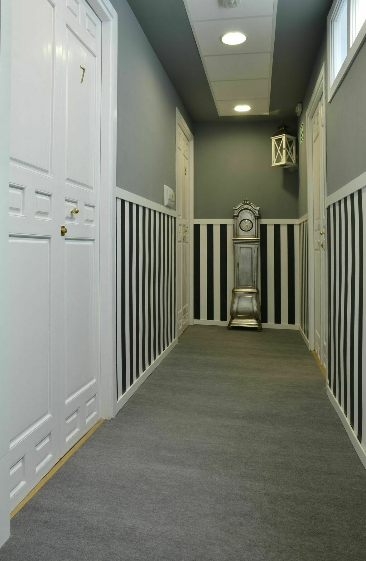 Apartamentos Gold مالقة المظهر الخارجي الصورة