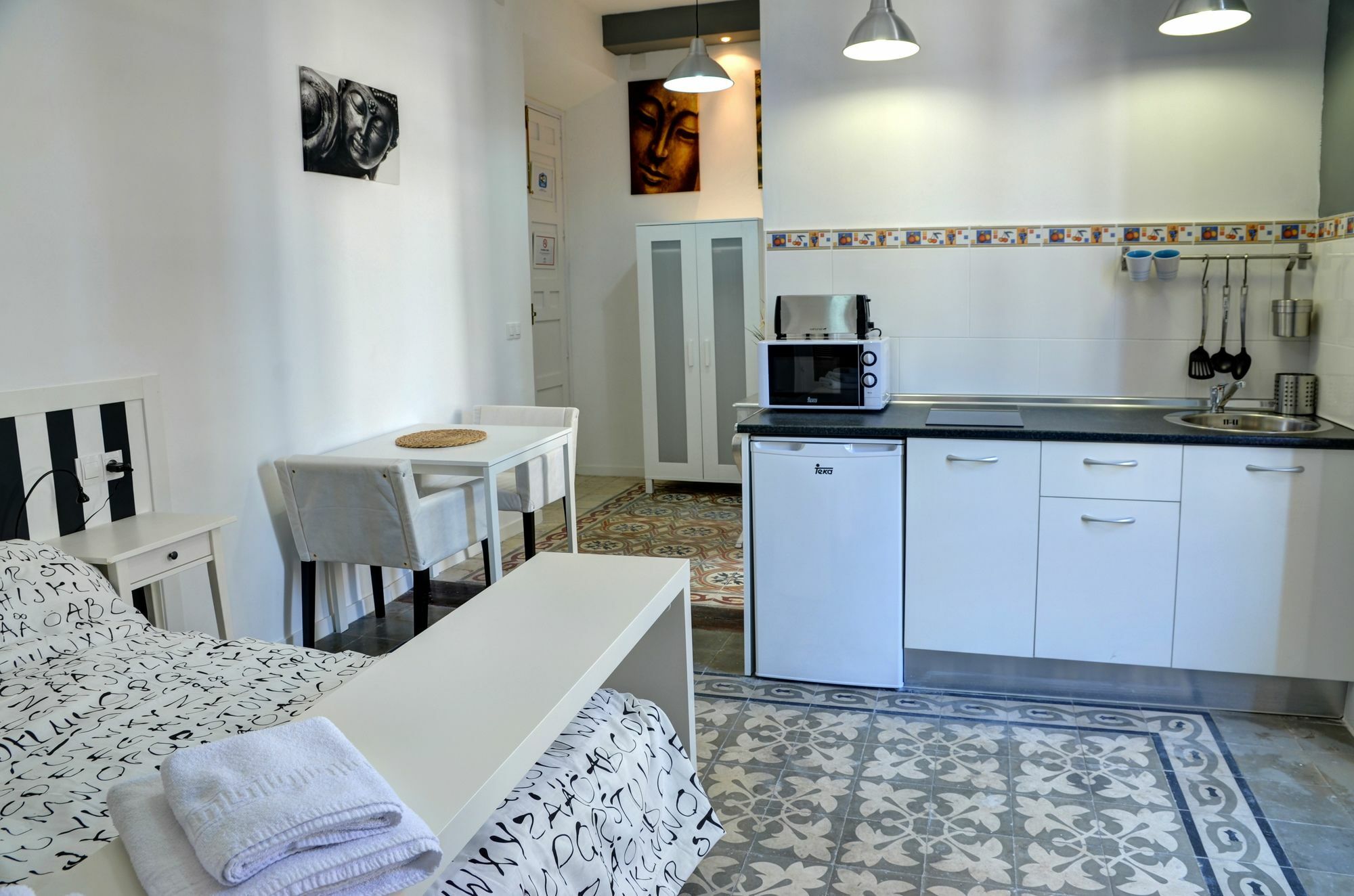 Apartamentos Gold مالقة المظهر الخارجي الصورة